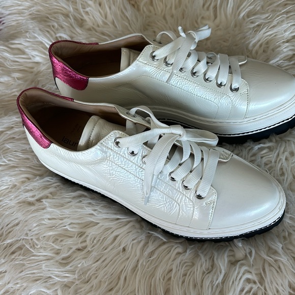 Laura Bellariva NWOT sneakers - Picture 2 of 6